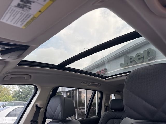 Used 2024 BMW X7 xDrive40i image 34