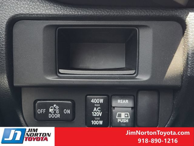 Used 2017 Toyota Tacoma TRD Off-Road w/ Tow Package (A/T) AWD/4WD image 23