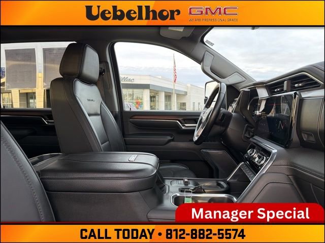 Used 2024 GMC Sierra 3500 Denali w/ Denali Reserve Package AWD/4WD image 2