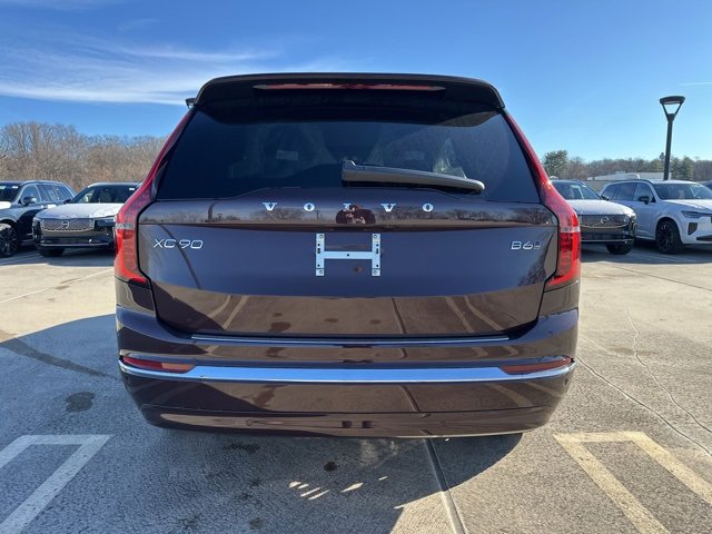 New 2026 Volvo XC90 B6 Core image 6