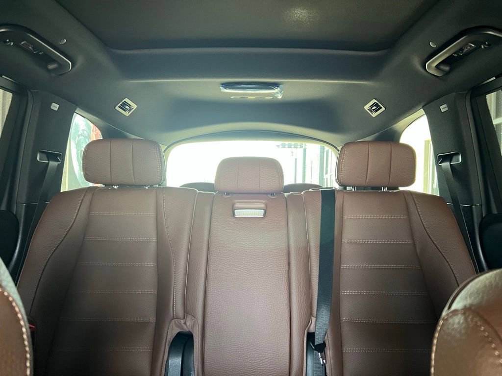 New 2026 Mercedes-Benz GLS 580 4MATIC image 29