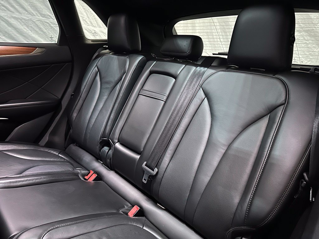 Used 2019 Lincoln MKC Select FWD image 35