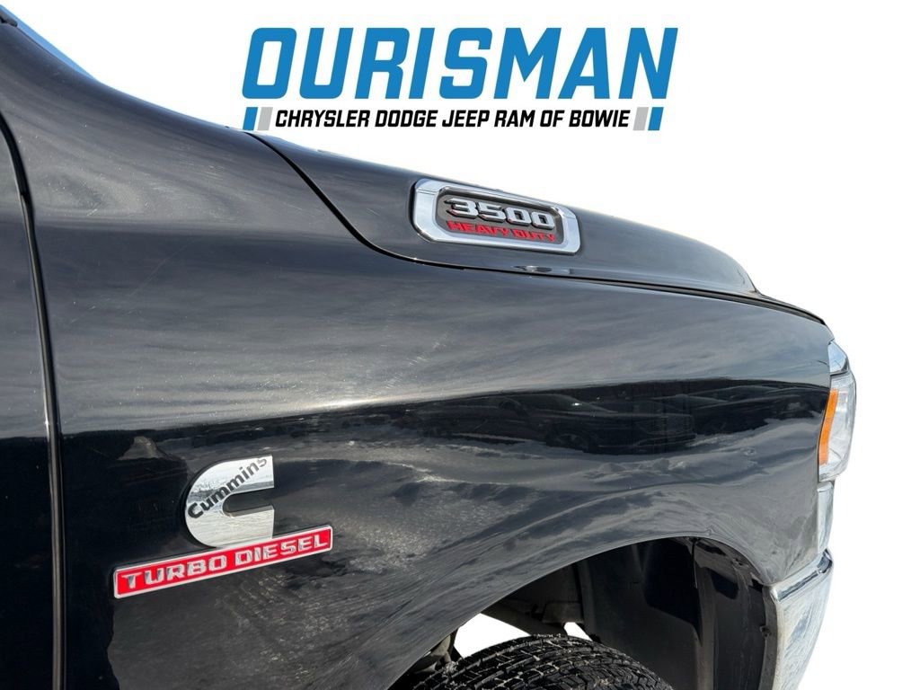 Used 2020 RAM 3500 Tradesman w/ Chrome Appearance Group image 15