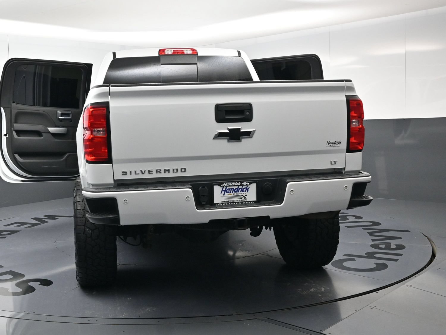 Used 2018 Chevrolet Silverado 1500 LT w/ All Star Edition AWD/4WD image 25