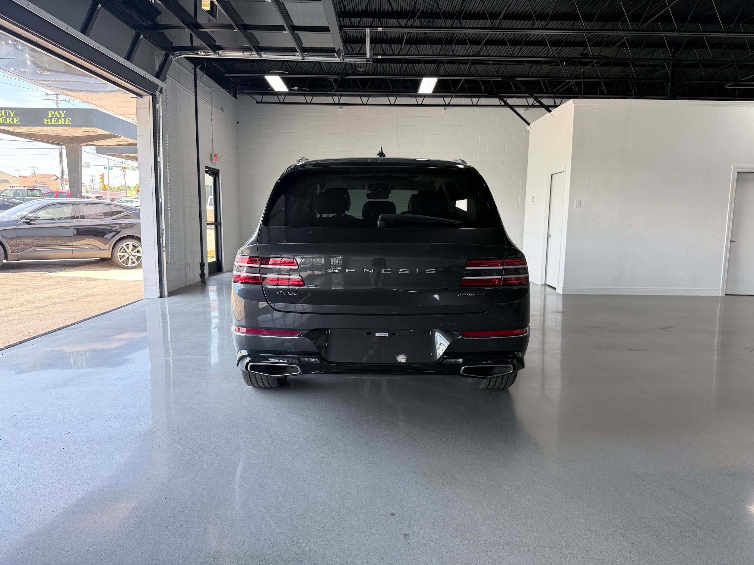 Used 2024 Genesis GV80 3.5T AWD/4WD image 5