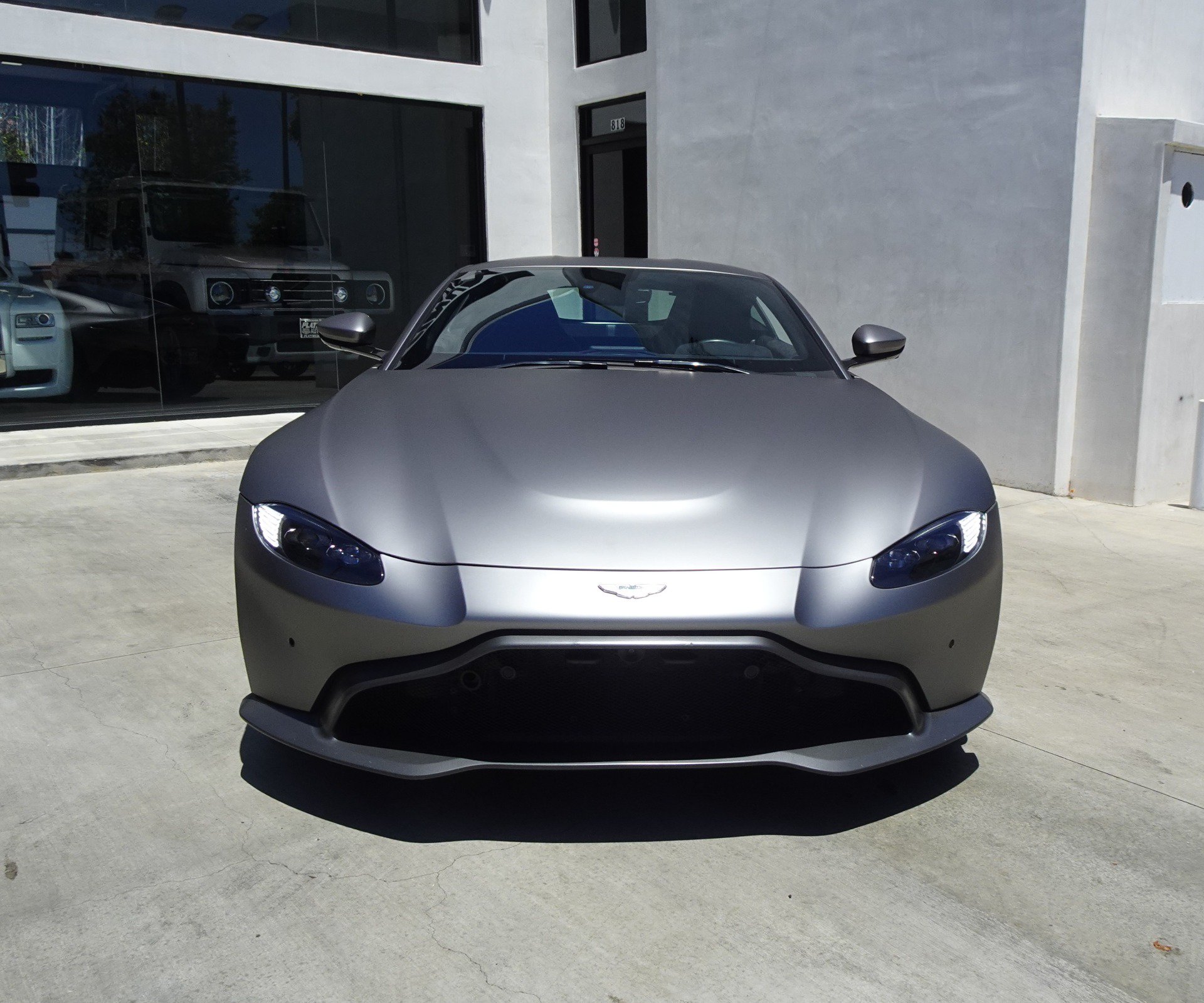 Used 2020 Aston Martin V8 Vantage Coupe RWD image 2
