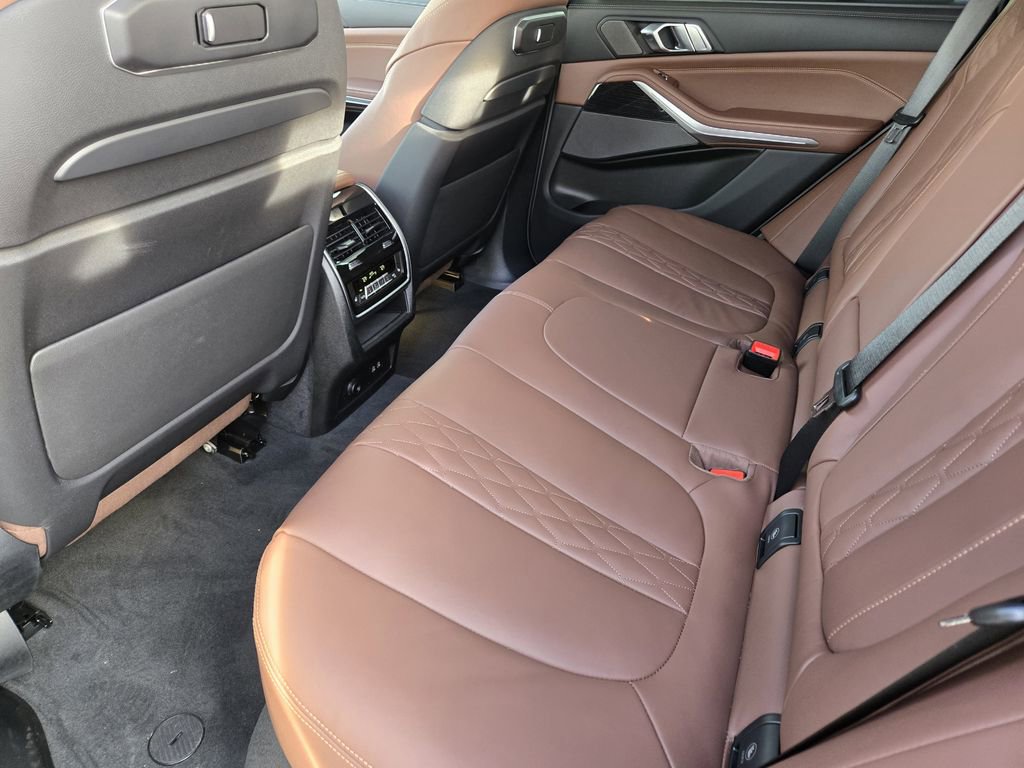 New 2026 BMW X5 xDrive40i w/ Executive Package image 32