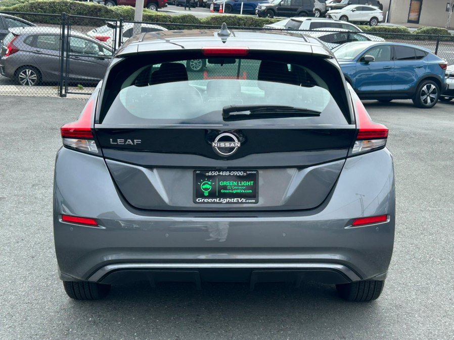 Used 2025 Nissan Leaf S FWD image 6
