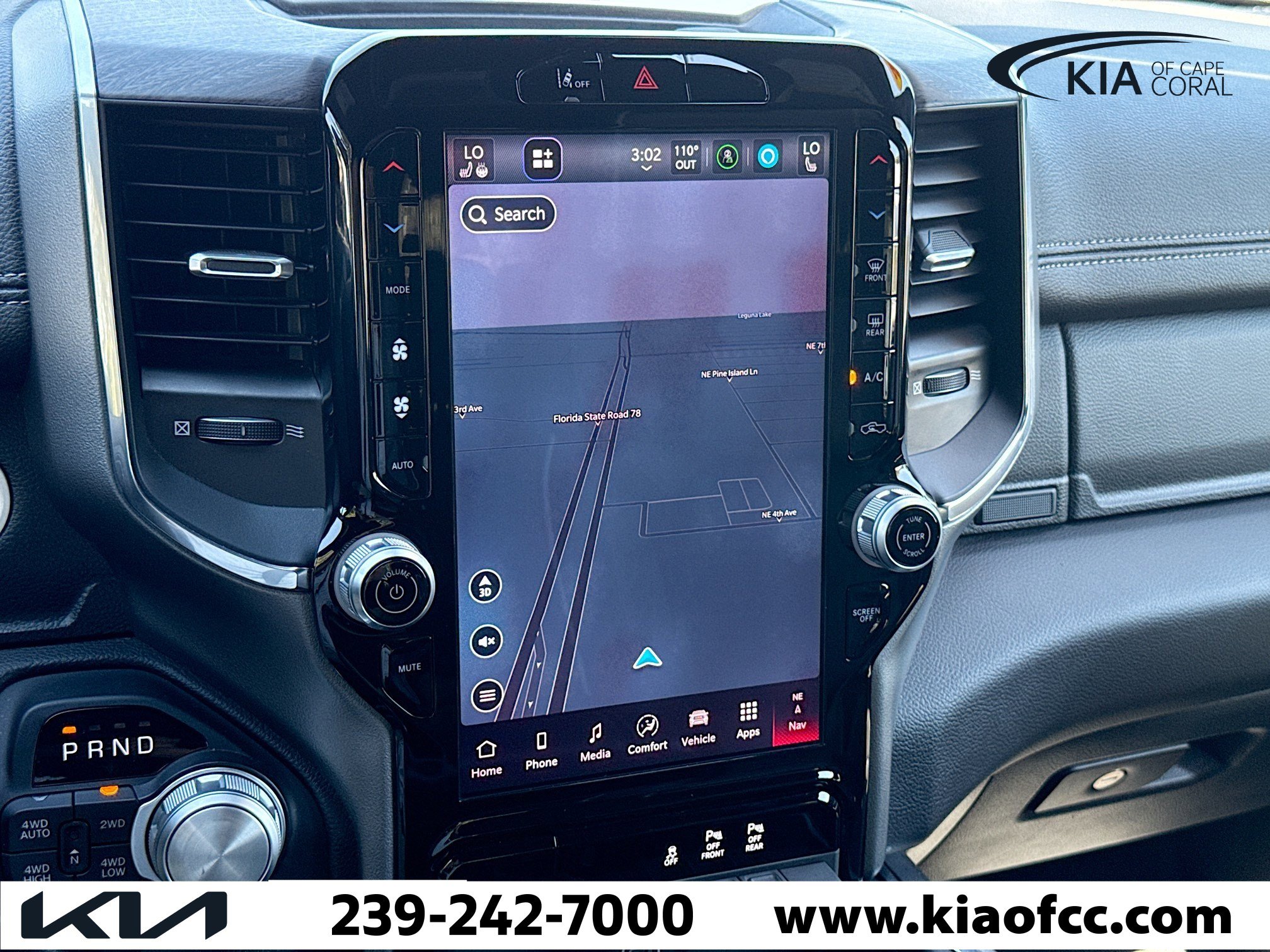 Used 2025 RAM 1500 Laramie image 29