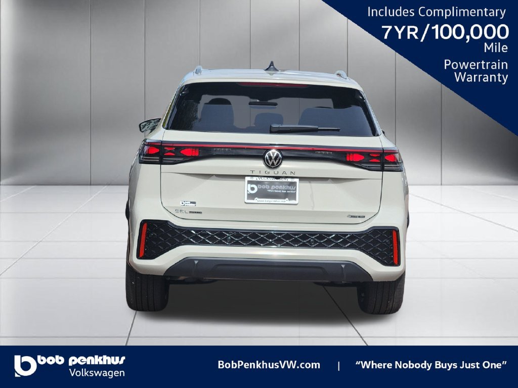 New 2027 Volkswagen Tiguan SEL R-Line AWD/4WD image 25