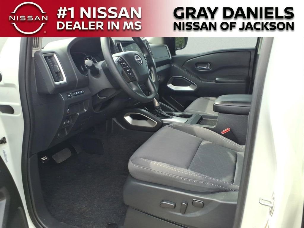 Certified 2025 Nissan Frontier SV AWD/4WD image 25