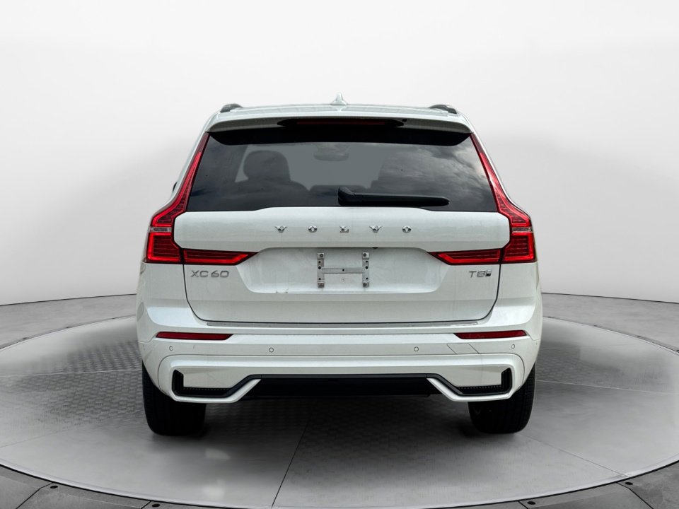 New 2025 Volvo XC60 T8 Plus w/ Protection Package Premier image 6