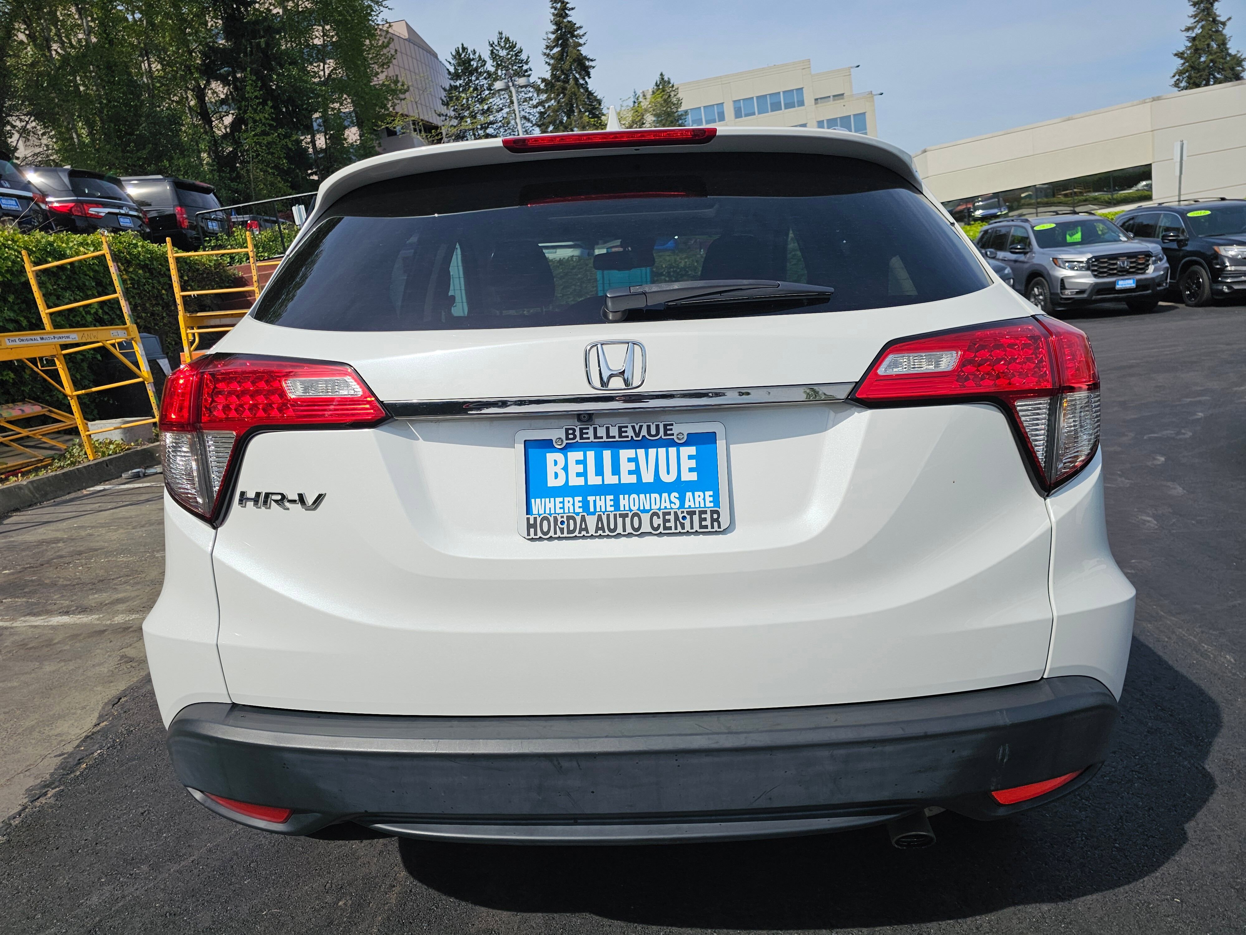Used 2021 Honda HR-V EX-L image 6