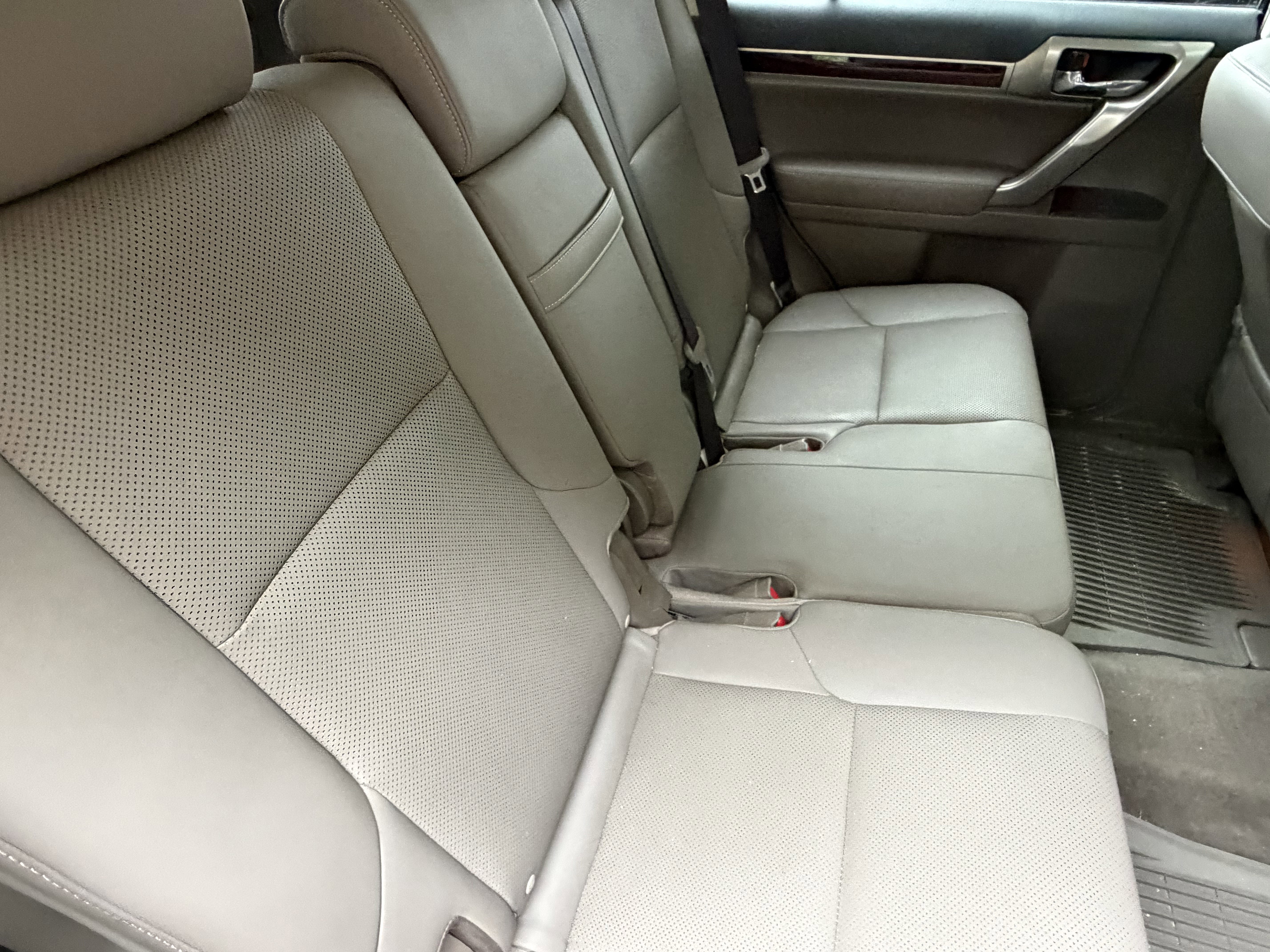 Used 2019 Lexus GX 460 Premium AWD/4WD image 39