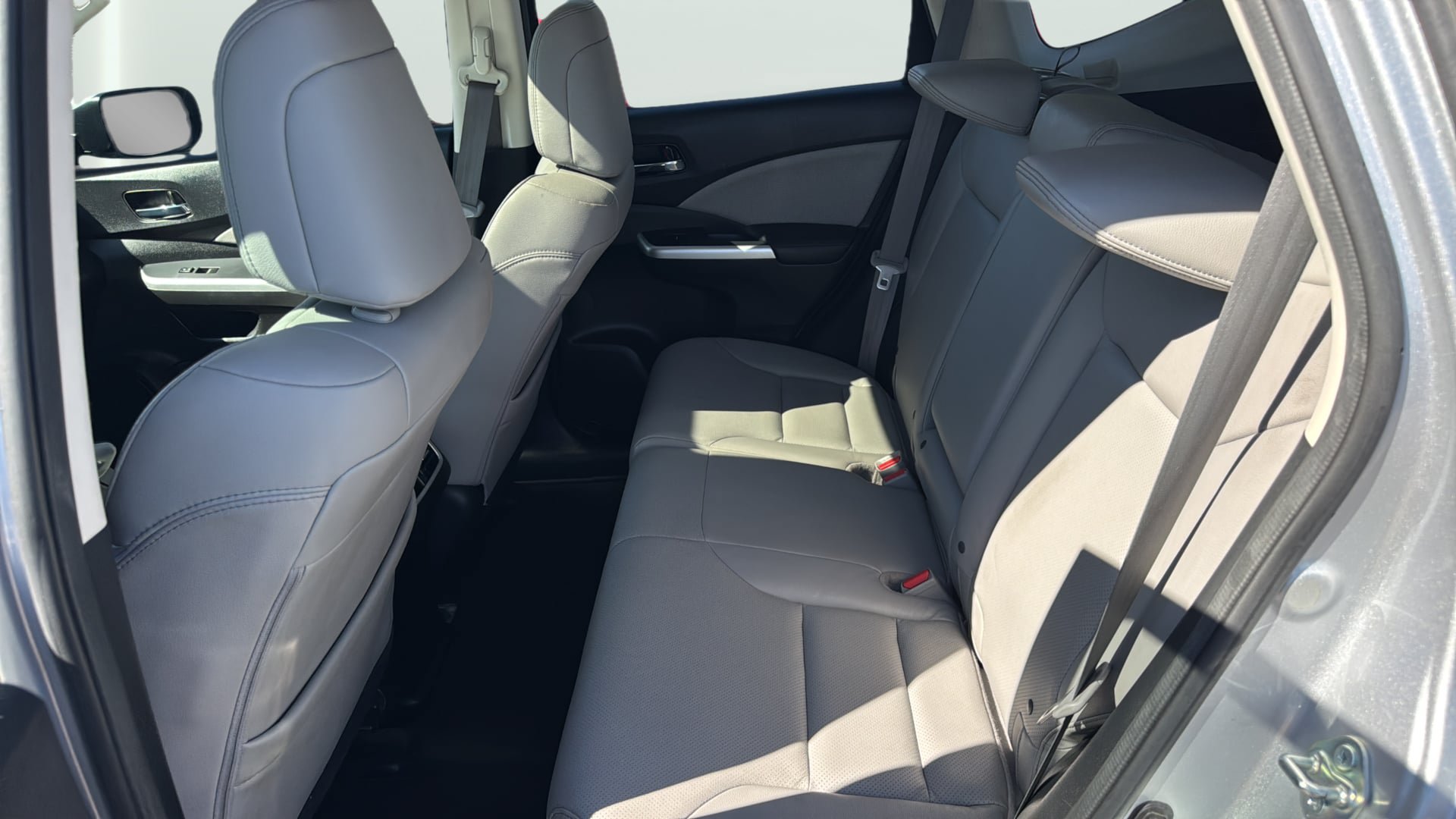 Used 2015 Honda CR-V Touring image 32
