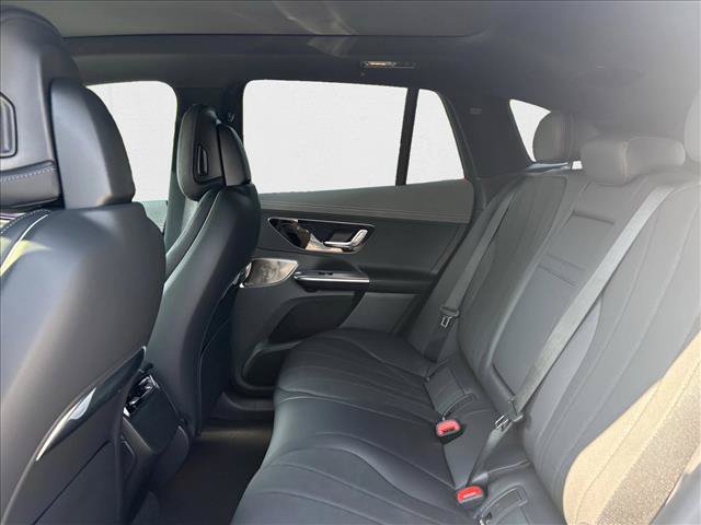 New 2026 Mercedes-Benz EQE 320 4MATIC SUV image 19