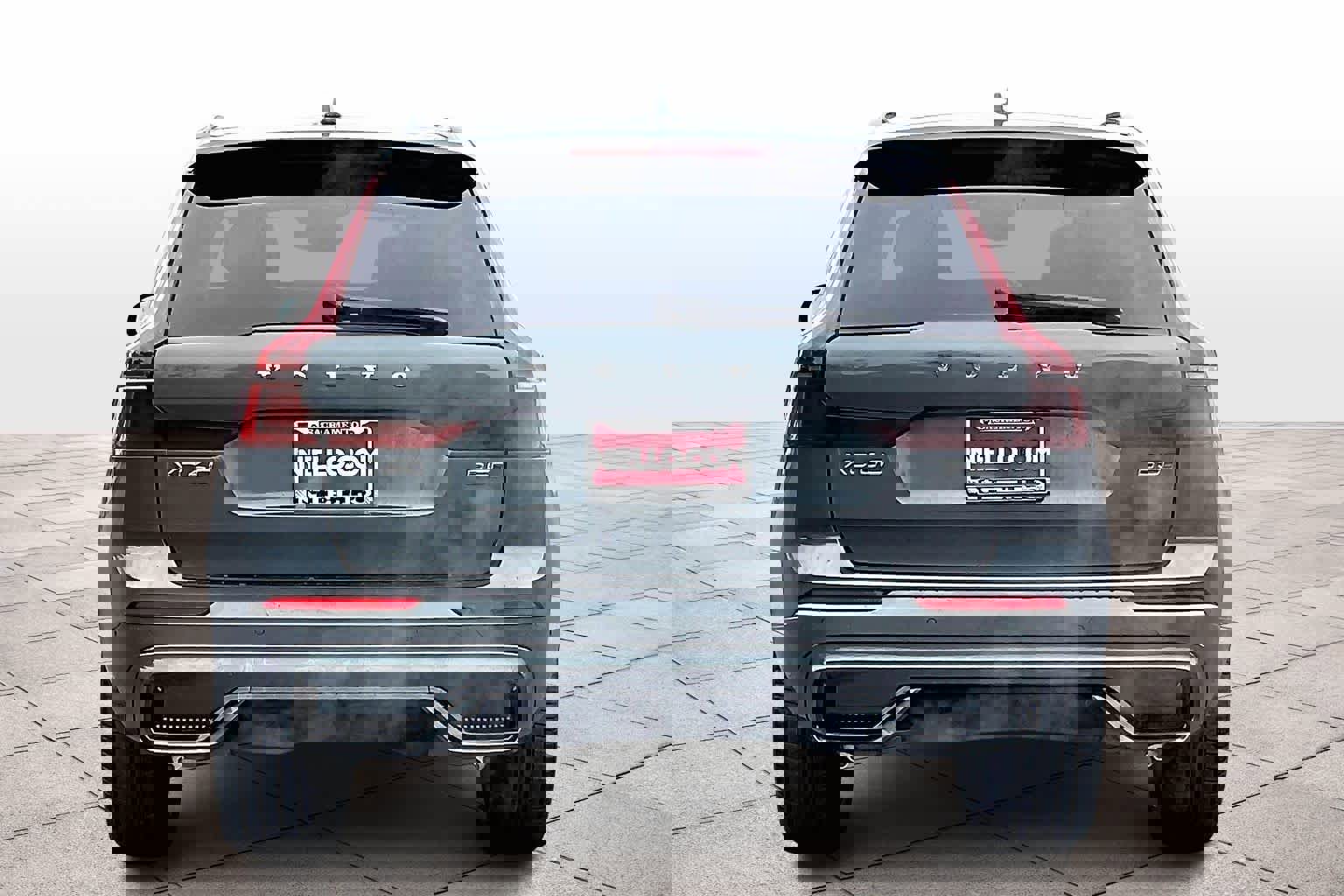 New 2026 Volvo XC60 B5 Ultra w/ Climate Package image 6