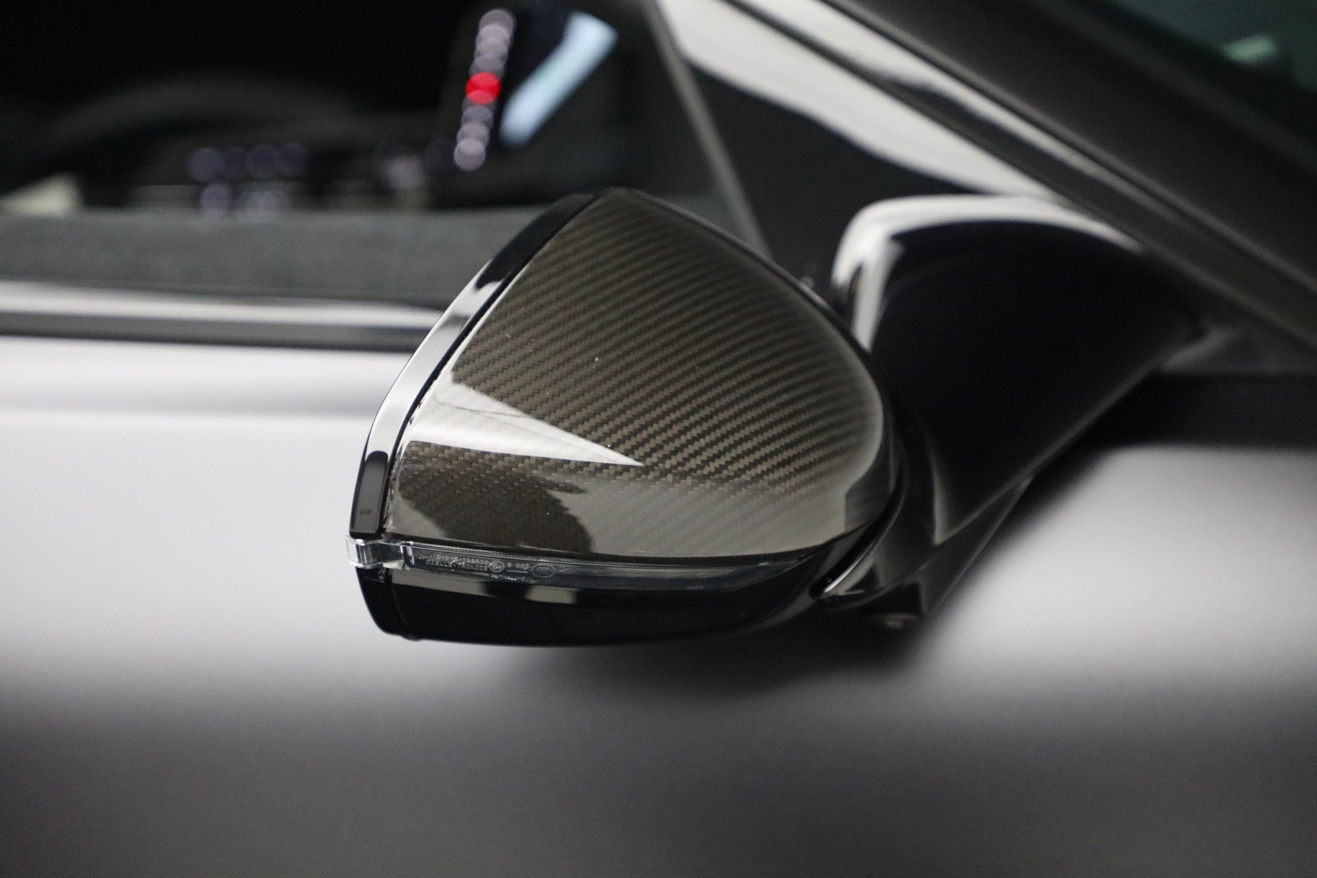 Used 2025 Aston Martin Vanquish image 22