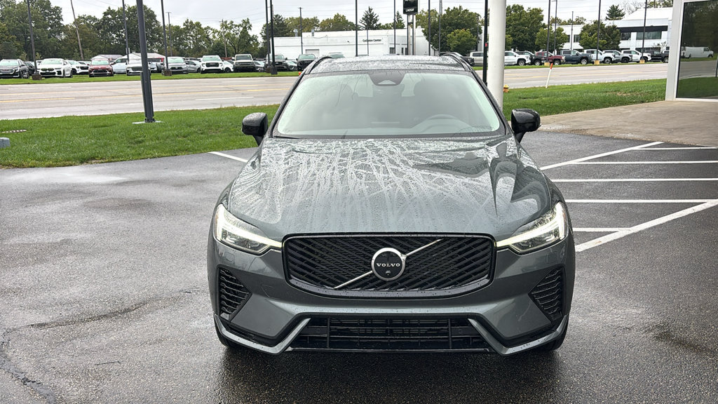 New 2027 Volvo XC60 T8 Plus AWD/4WD image 5