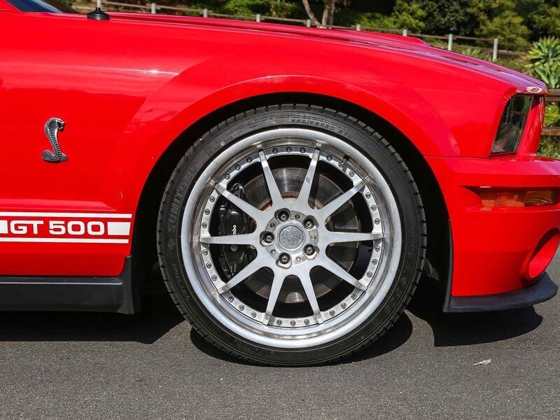 Used 2007 Ford Mustang Shelby GT500 RWD image 12