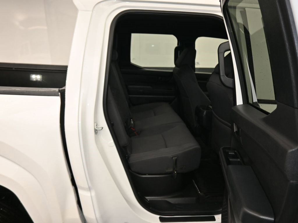 Used 2025 Toyota Tacoma SR image 38