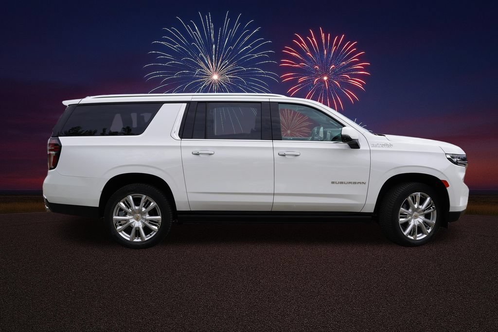 Used 2021 Chevrolet Suburban High Country w/ Premium Package AWD/4WD image 3