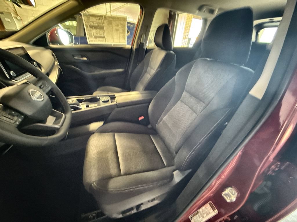 New 2026 Nissan Rogue SV w/ Cold Weather Package AWD/4WD image 13