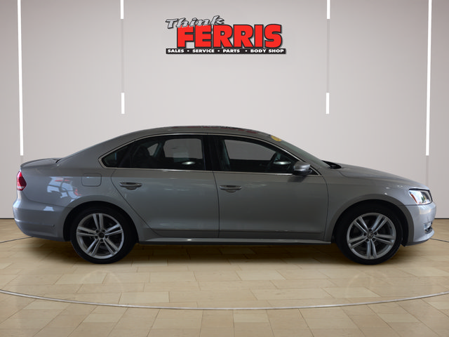 Used 2013 Volkswagen Passat TDI SEL Premium FWD image 4