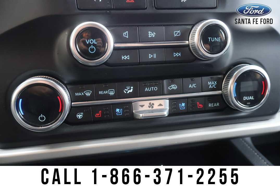 Used 2024 Ford Expedition XLT RWD image 40