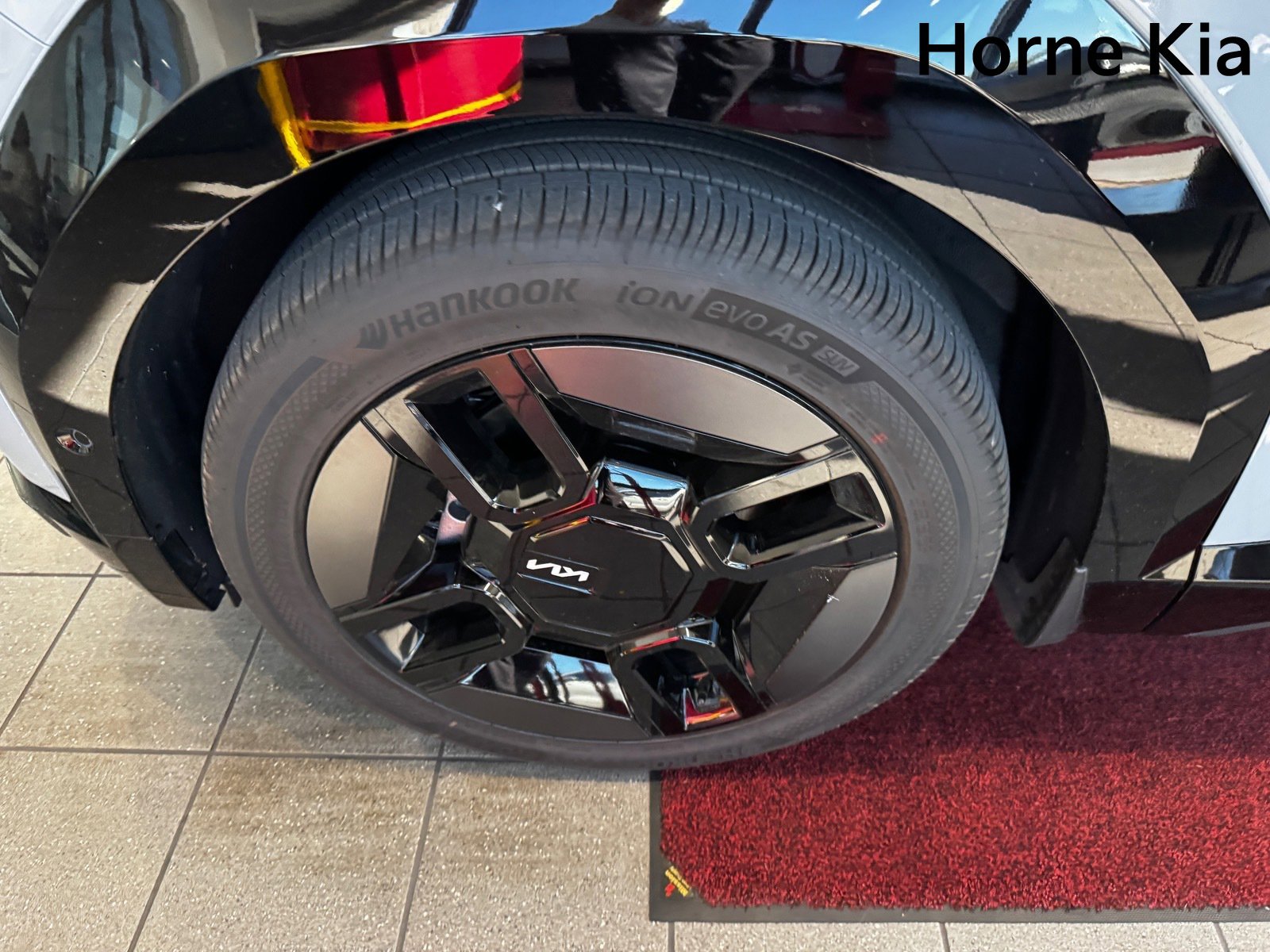 New 2026 Kia EV9 GT-Line image 8