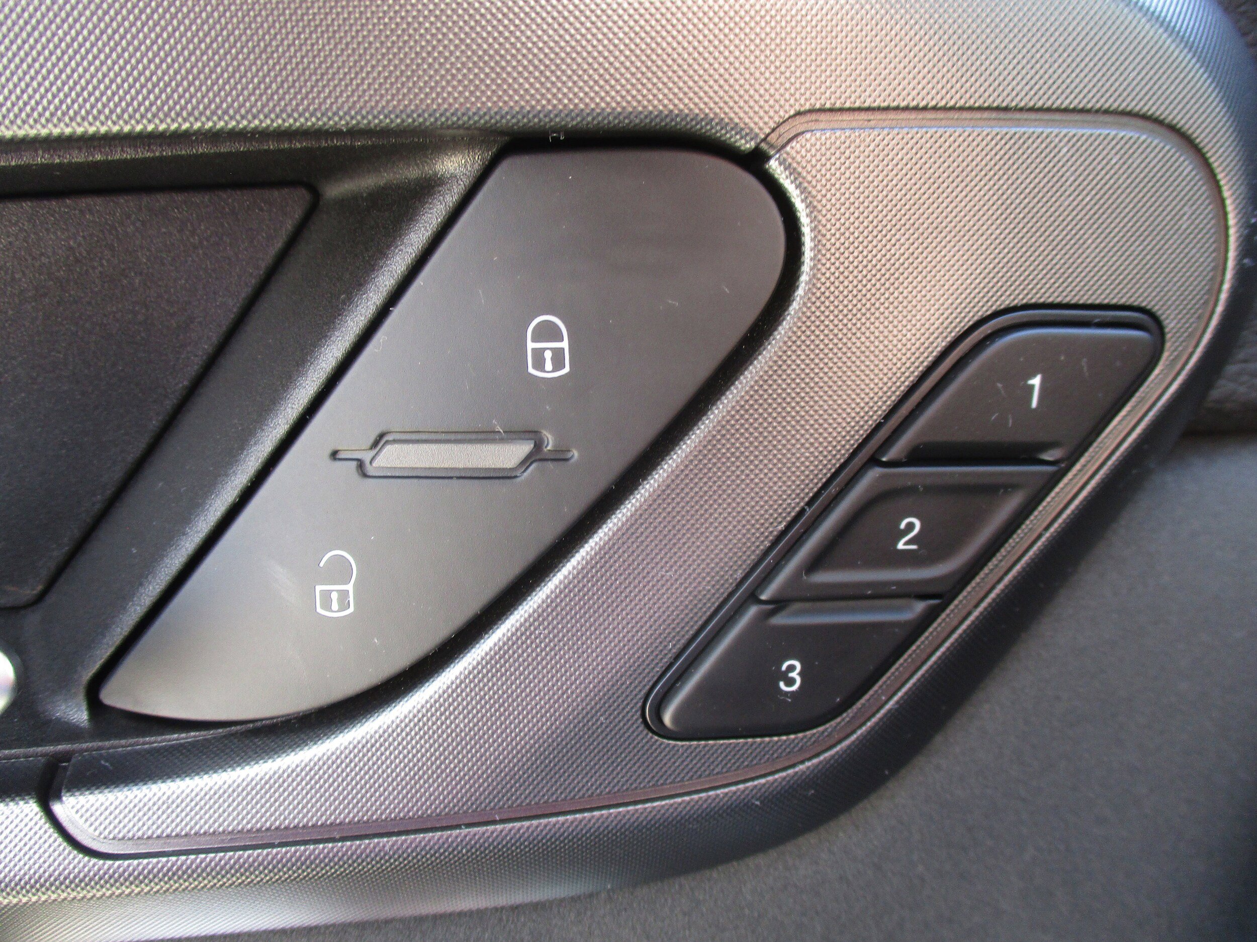 Used 2025 Dodge Hornet R/T w/ R/T Plus Package AWD/4WD image 36