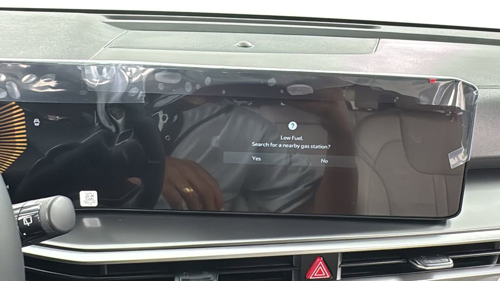 New 2025 Kia Sorento S image 25