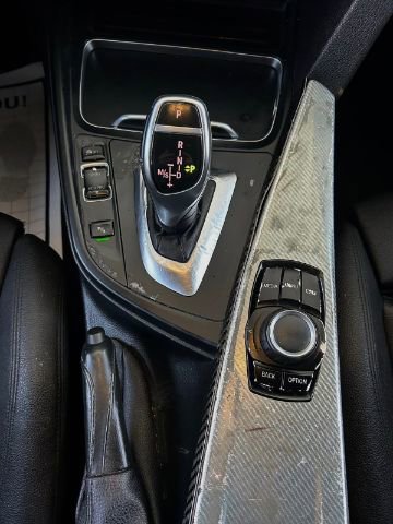 Used 2018 BMW 330i Sedan RWD image 16