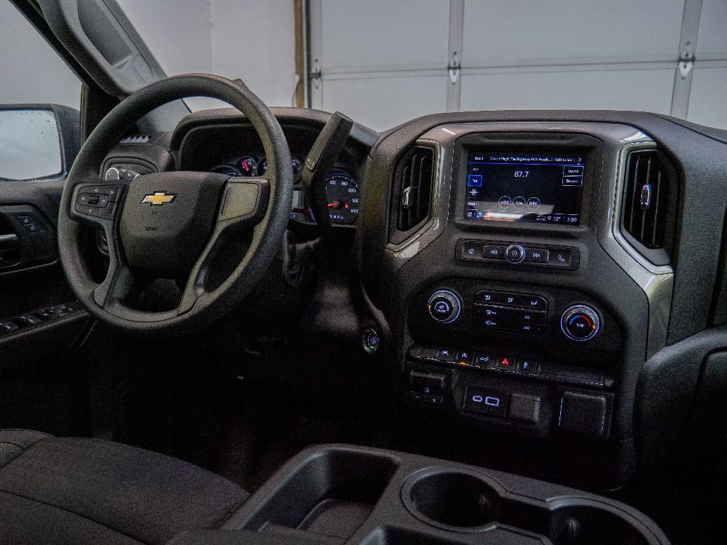 New 2025 Chevrolet Silverado 1500 Custom w/ LPO, Dark Essentials Package image 27