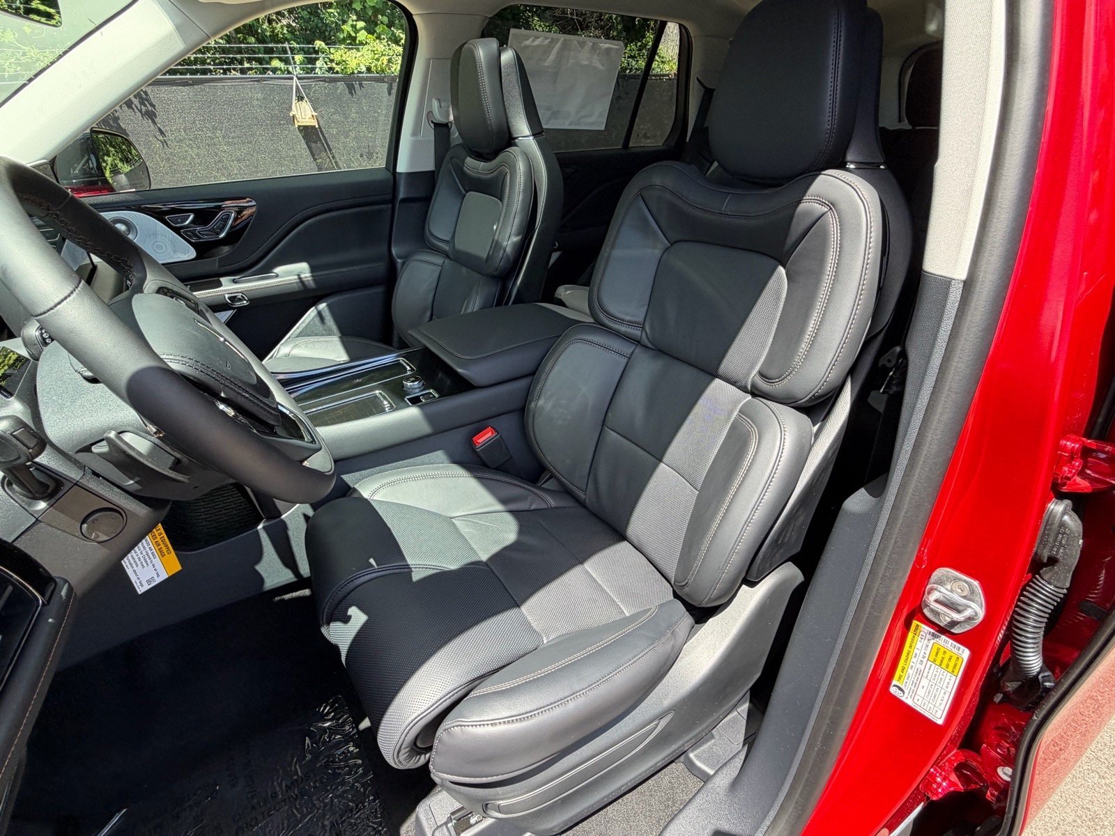 New 2026 Lincoln Aviator Reserve AWD/4WD image 25