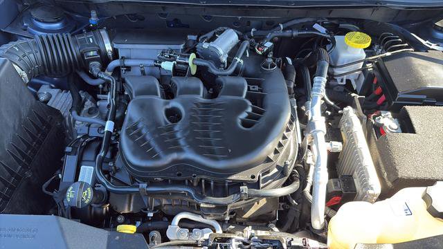 Used 2020 Jeep Cherokee Limited AWD/4WD image 14