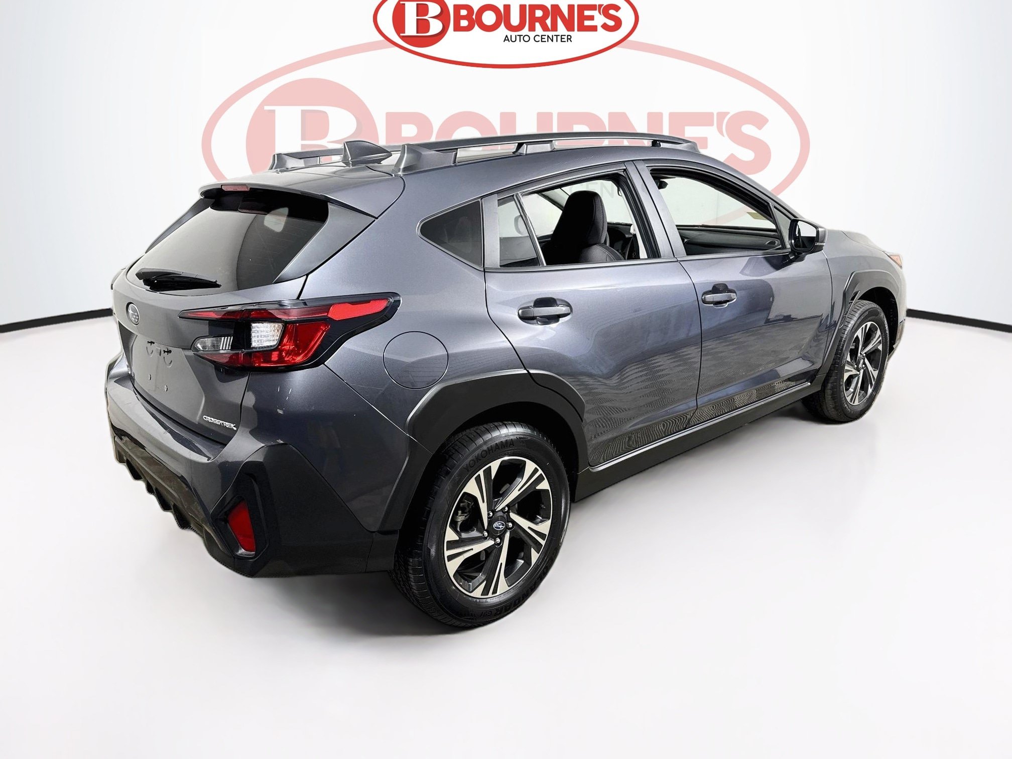 Used 2025 Subaru Crosstrek 2.5i Premium AWD/4WD image 10