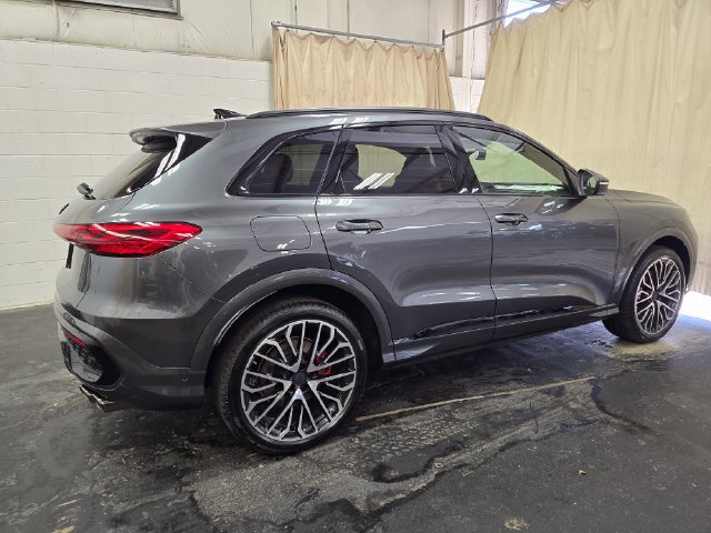 New 2026 Audi SQ5 Premium Plus AWD/4WD image 6