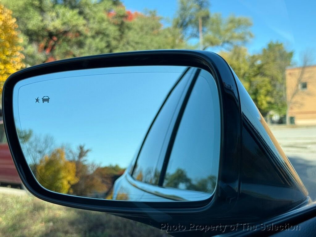 Used 2021 Buick Enclave Premium w/ Sun and Sites Package image 34