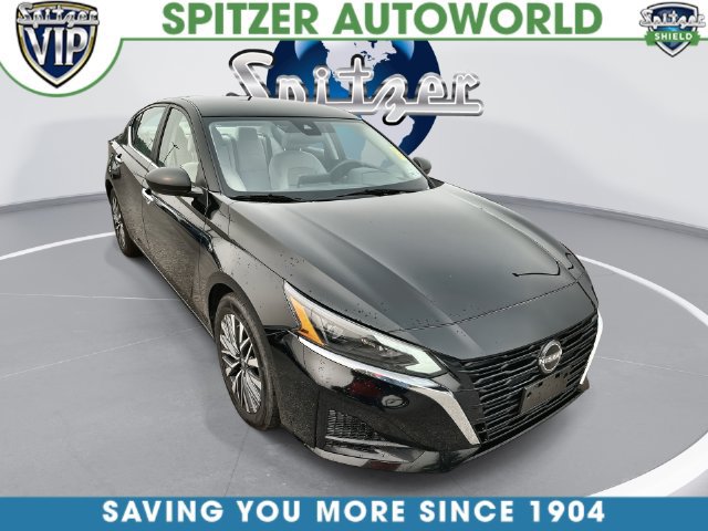 Used 2024 Nissan Altima 2.5 SV FWD image 1