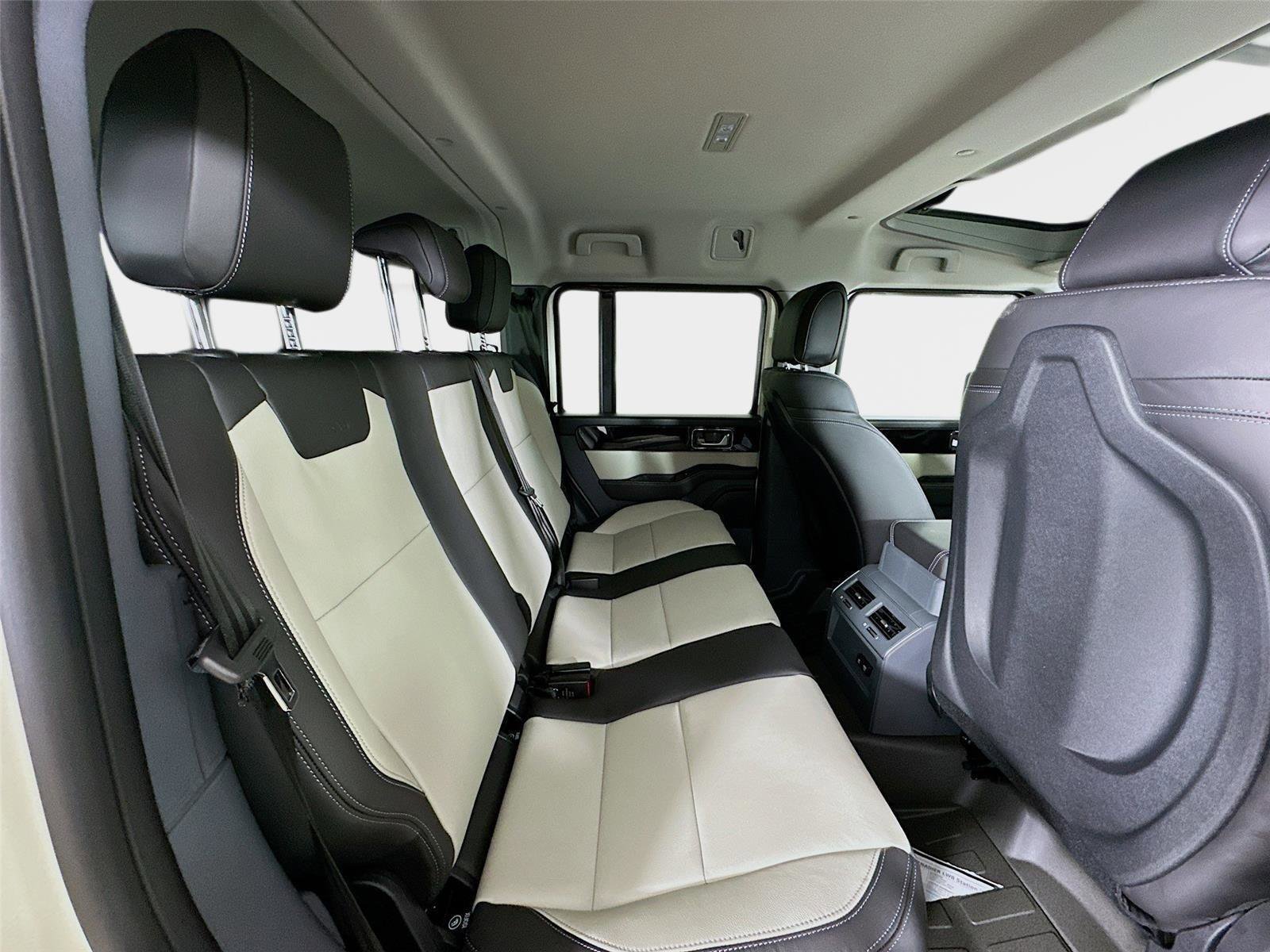 New 2025 INEOS Grenadier Fieldmaster Edition image 47