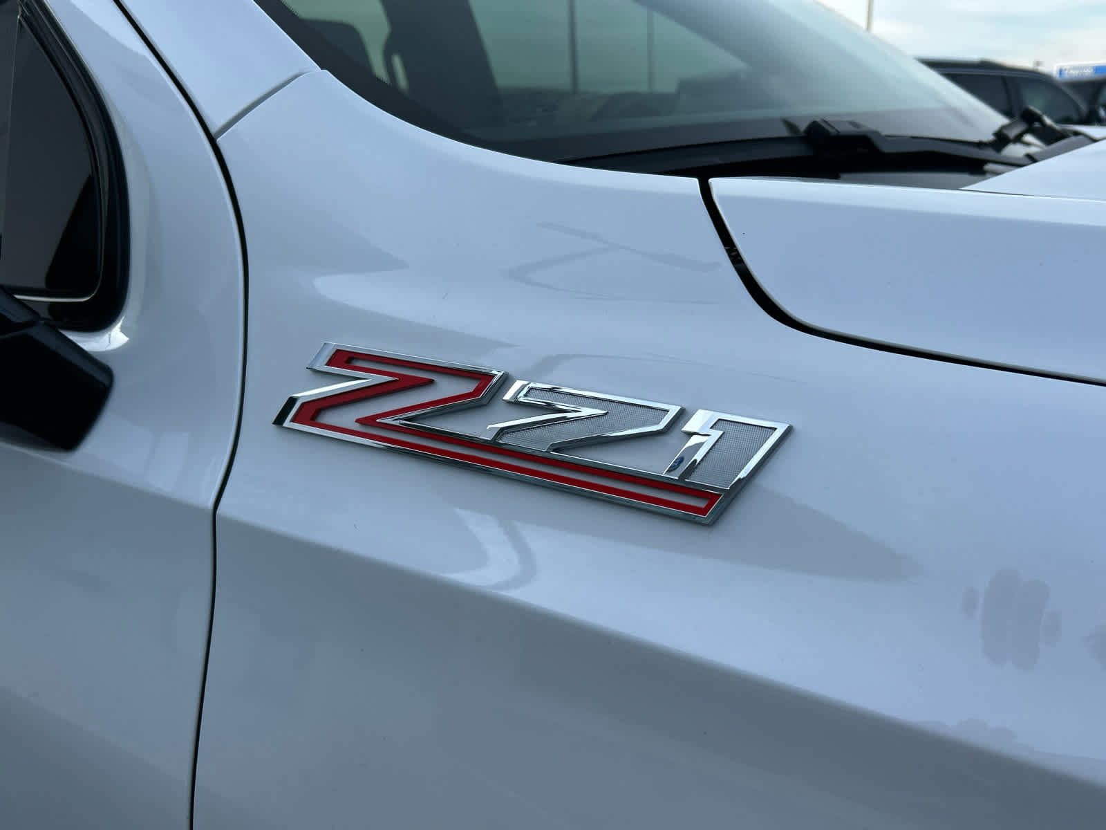 Used 2025 Chevrolet Suburban Z71 w/ Z71 Off-Road Package image 17