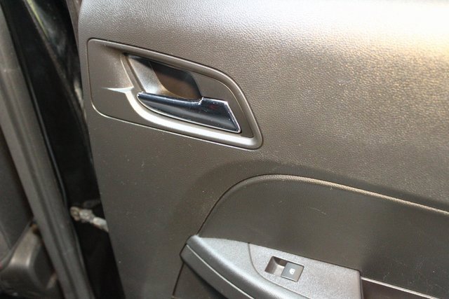 Used 2017 Chevrolet Equinox LS image 13