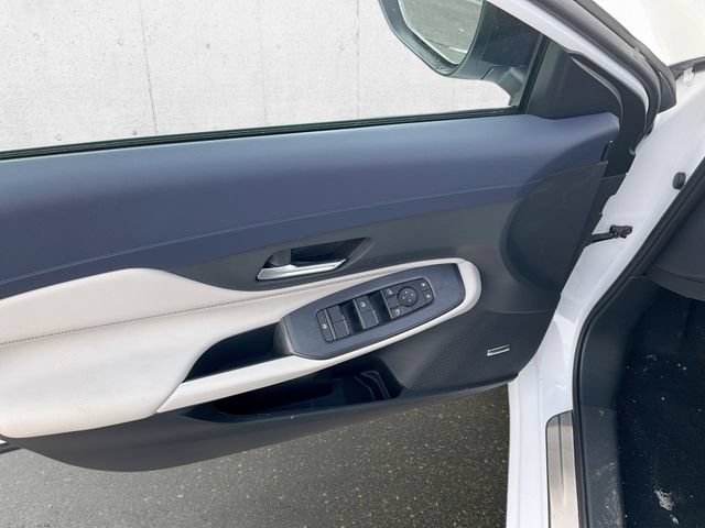 New 2026 Nissan Sentra SL w/ Floor Mat Package FWD image 28