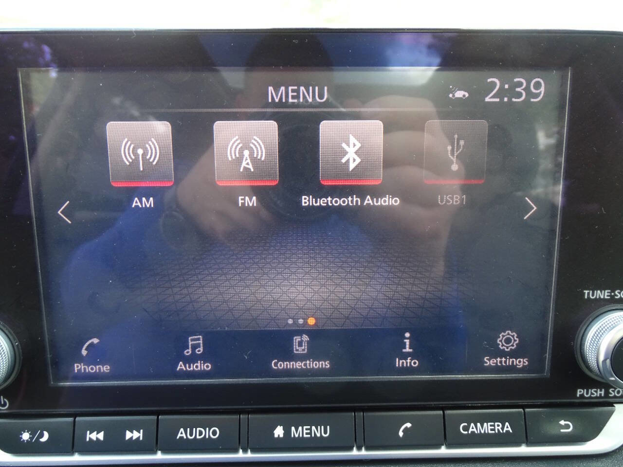 Used 2021 Nissan Rogue SV image 25