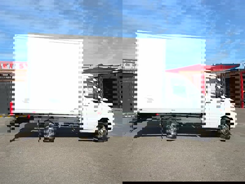 Used 2023 Mercedes-Benz Sprinter 3500 image 5