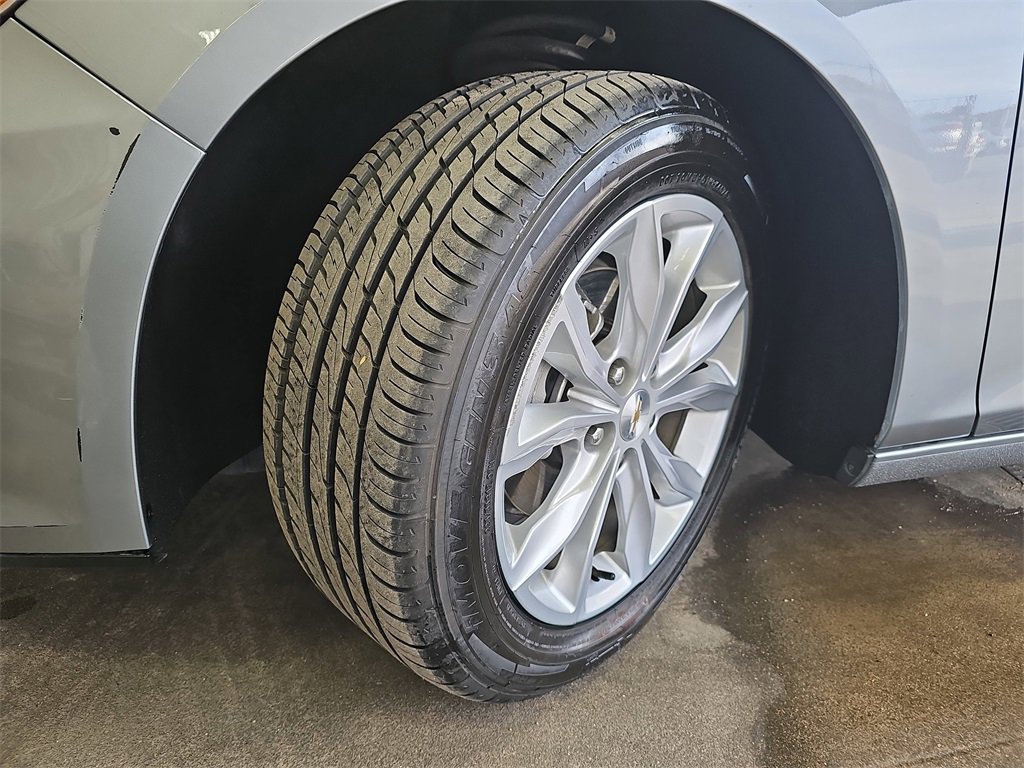 Used 2024 Chevrolet Malibu LT image 31