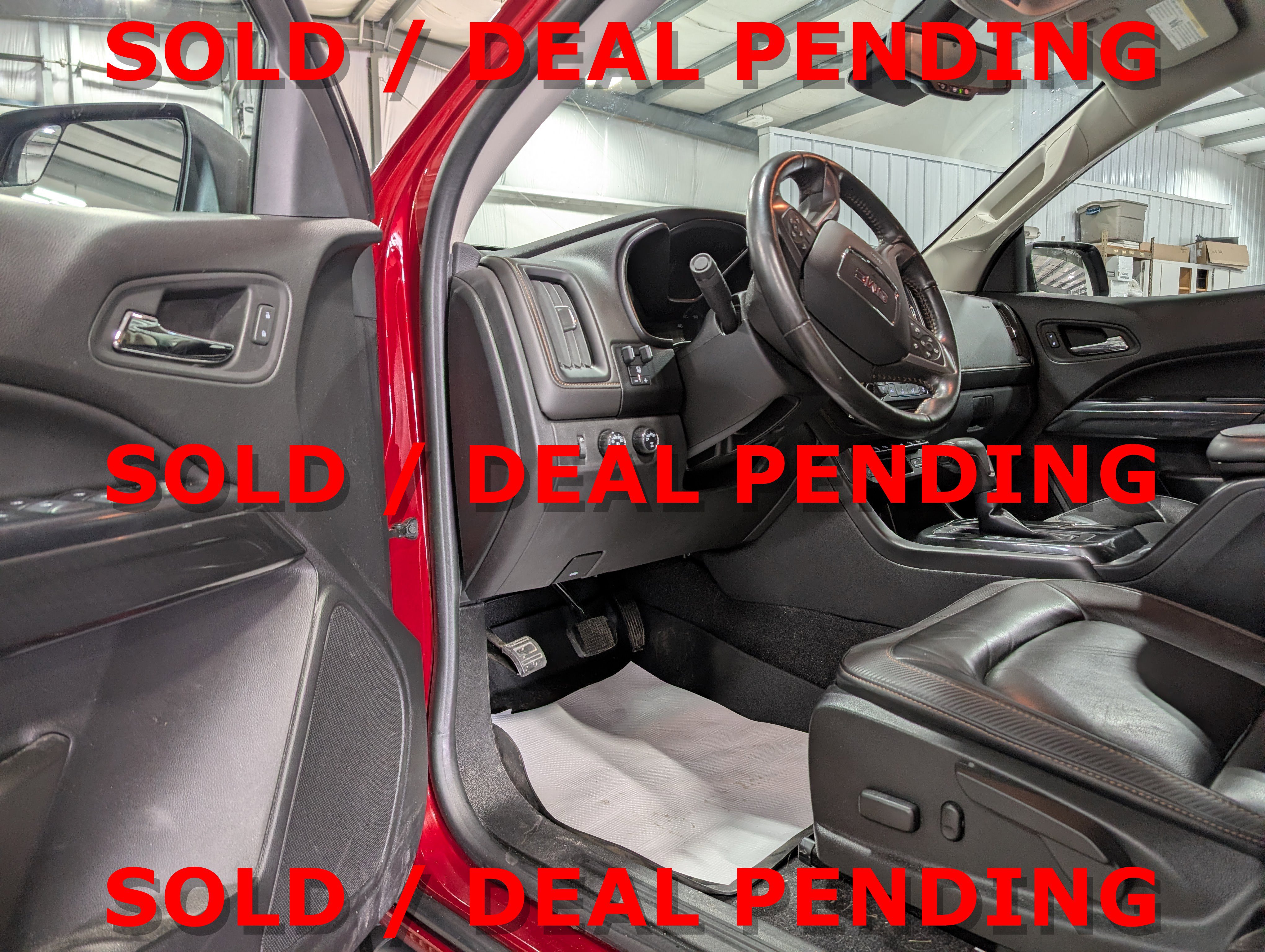 Used 2021 GMC Canyon AT4 w/ Driver Alert Package image 8