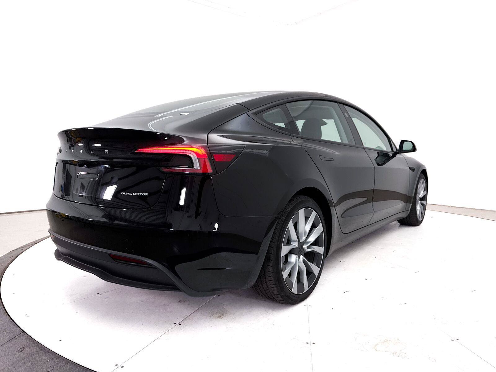 Used 2024 Tesla Model 3 Long Range AWD/4WD image 17