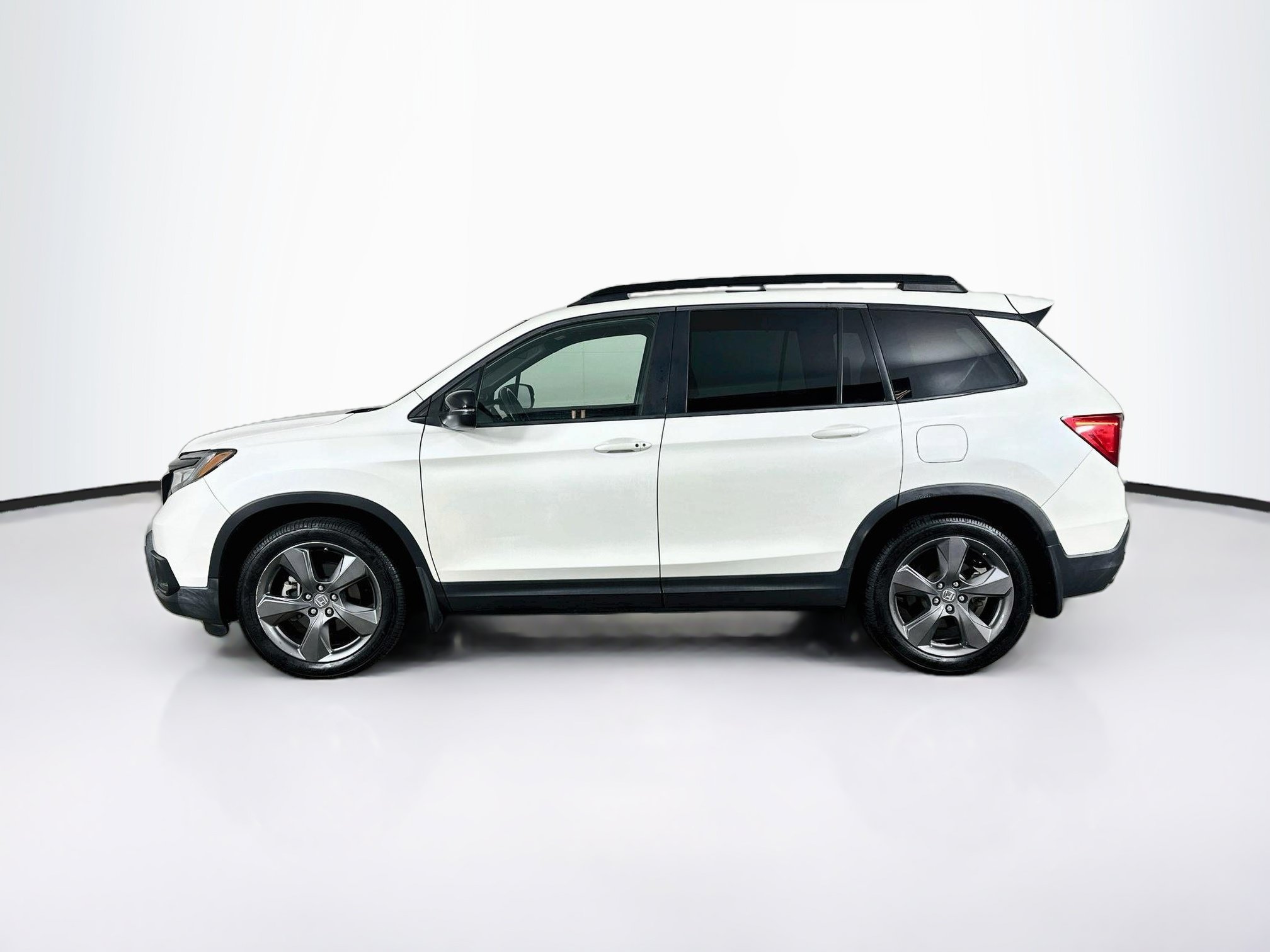 Used 2019 Honda Passport Touring image 4